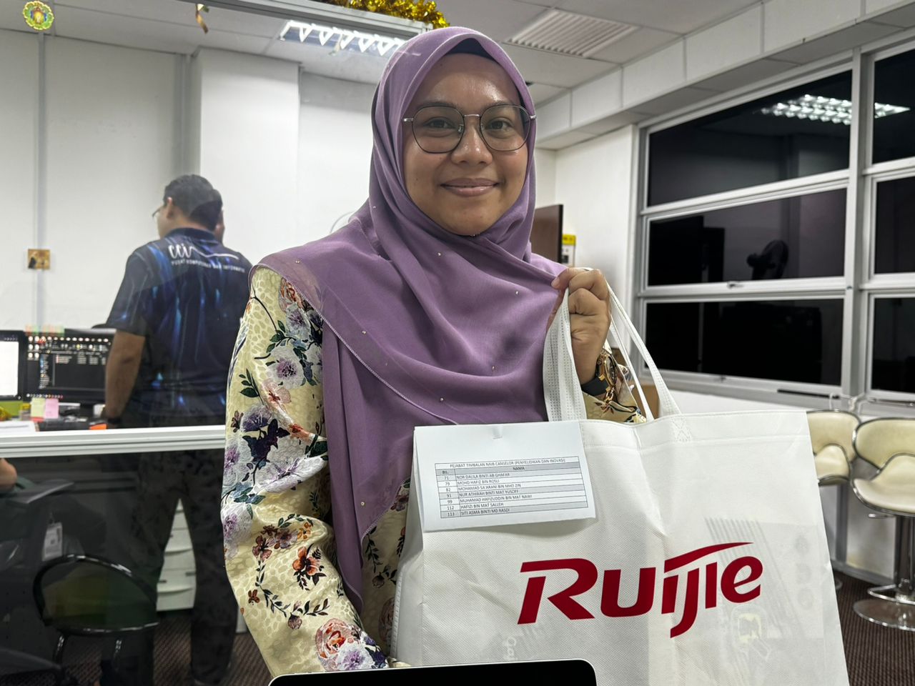 AGIHAN AIDILFITRI 1445H KEPADA AHLI PERTISA UMK - 21